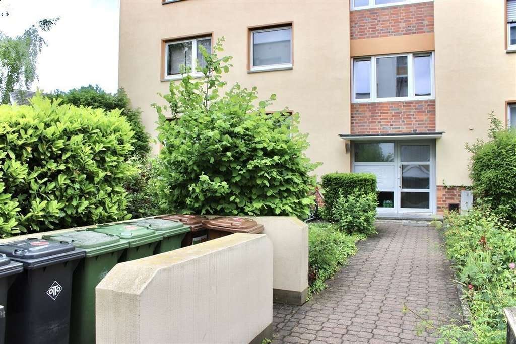 Immobilie in Maintal - Gepflegte 4-Zimmer-Wohnung mit Balkon & Garage in zentraler Lage von Maintal - Bild 1
