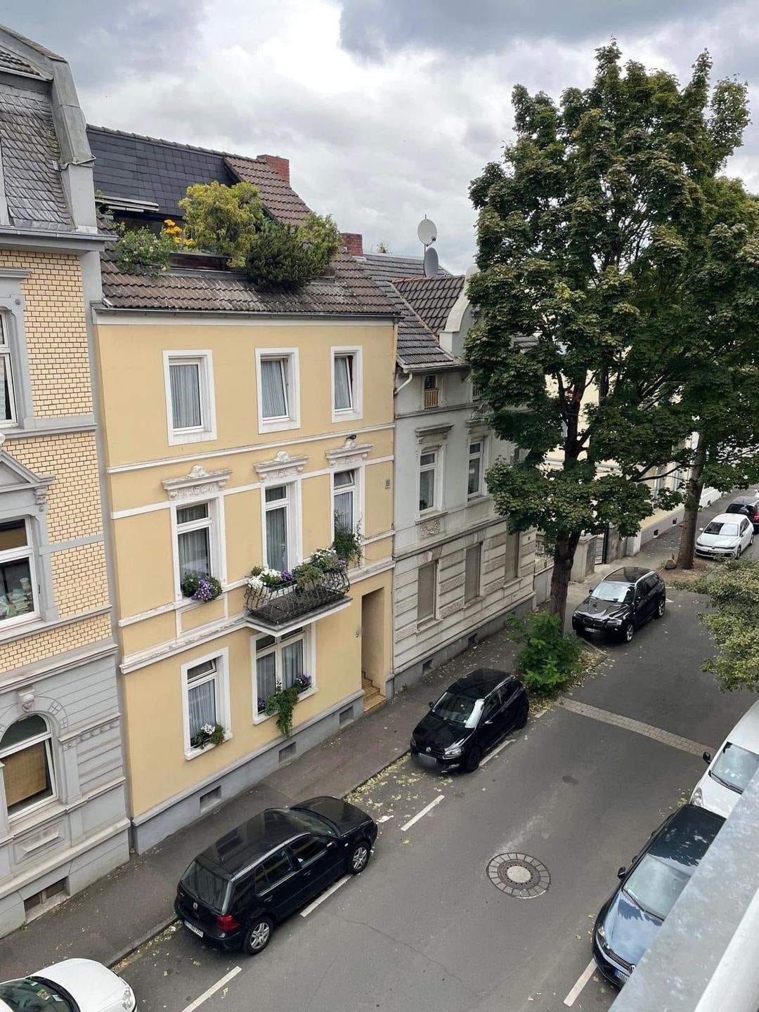 Immobilie in Bonn - Kompaktes, möbliertes und vermietetes Apartment - Bild 2