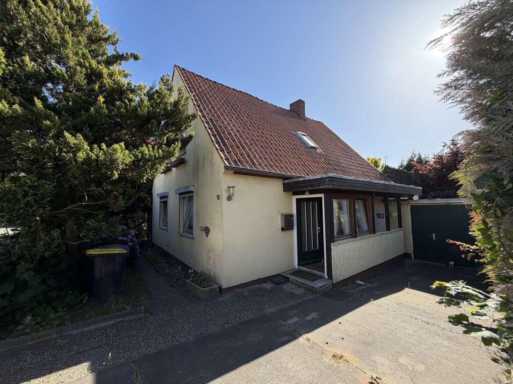 Immobilie in Bad Bevensen - Charmantes Einfamilienhaus mit Dachterrasse, Garten & Garage - Bild 2