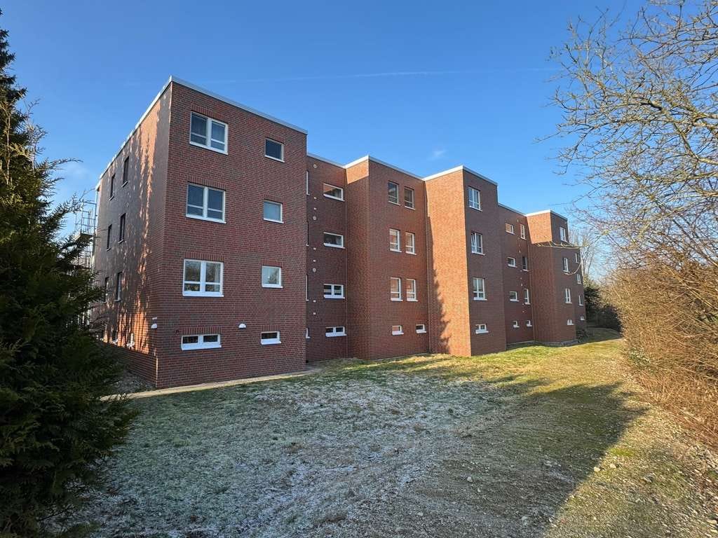 Immobilie in Schleswig - Schleswig: Stilvolle 4-Zimmer-Wohnung mit Balkon & Garage – ruhig, hell & flexibel nutzbar - Bild 1