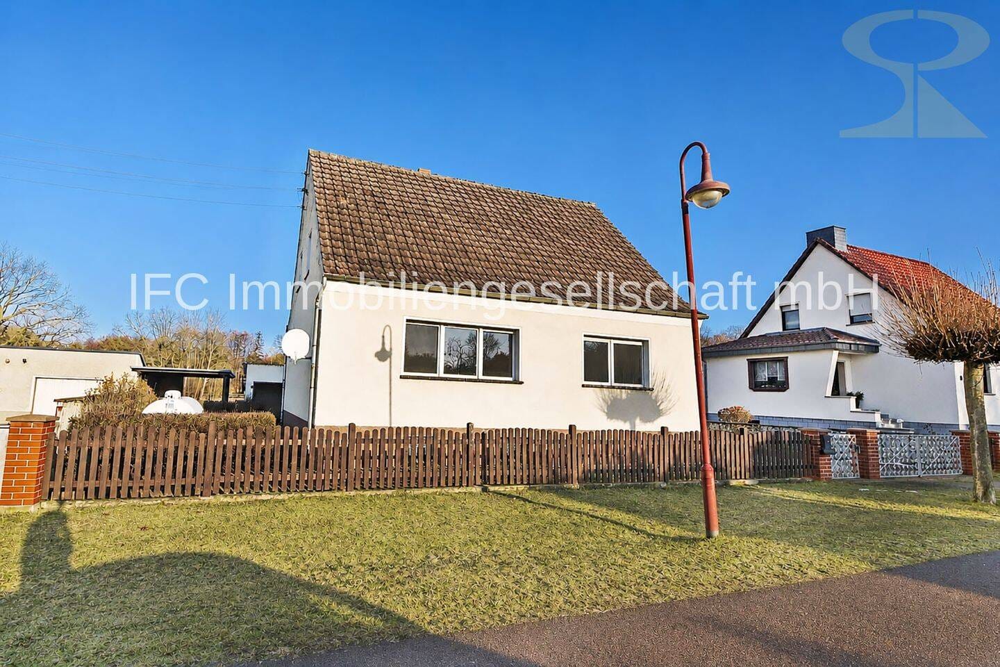 Immobilie in Coswig (Anhalt) - großes Einfamilienhaus in Coswig (Anhalt) OT Thießen - in ruhiger Randlage - Bild 0