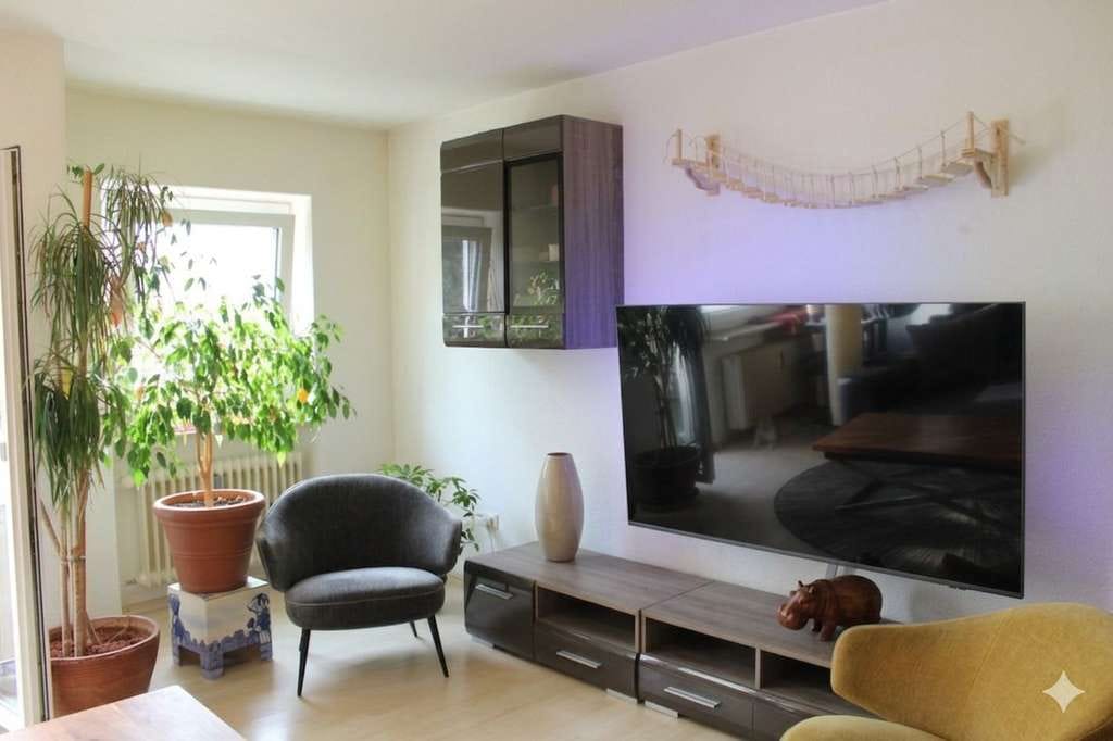Immobilie in Poing - Attraktive, helle 3-Zimmer-Wohnung mit Westbalkon und großzügigem Dachboden in ruhiger Lage in Poing - Bild 3