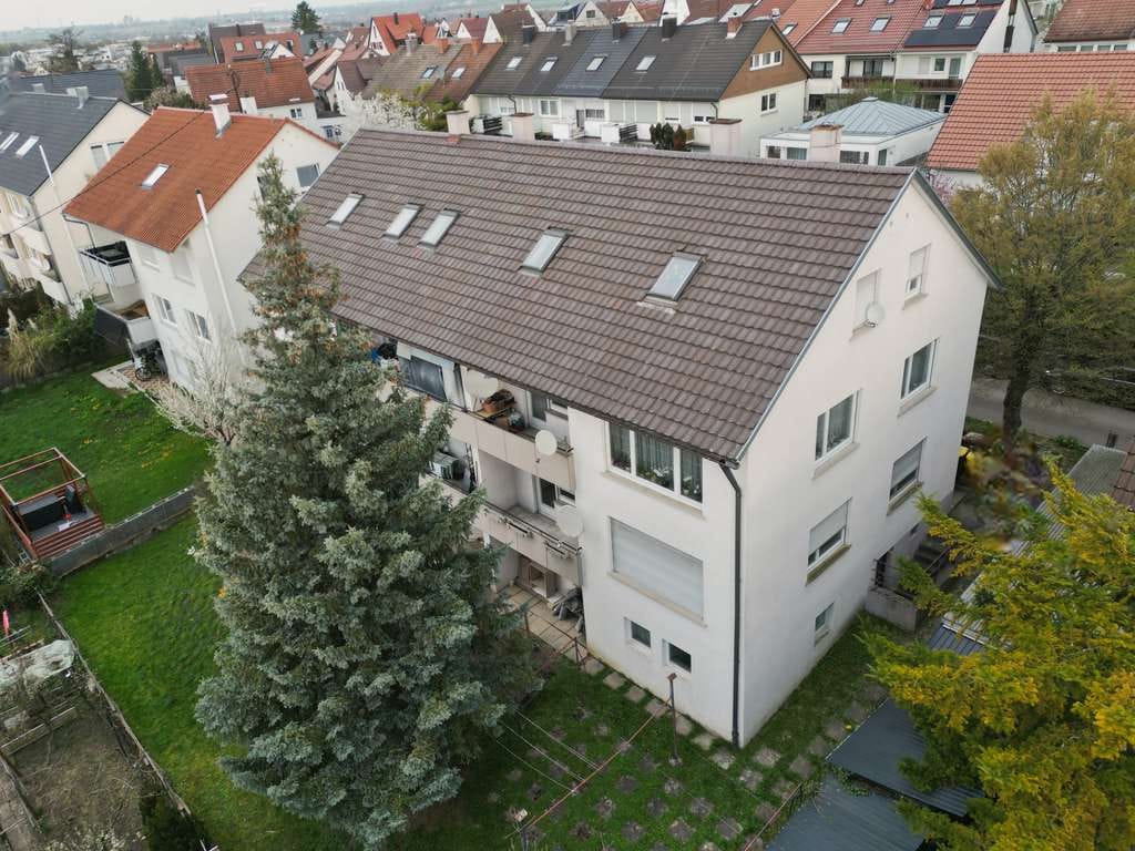 Immobilie in Fellbach - Mehrfamilienhaus mit Entwicklungspotenzial in ruhiger Lage - Bild 0
