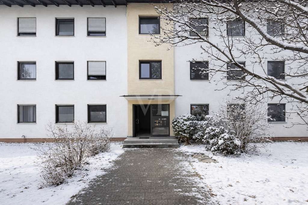 Immobilie in Pliening - Lichtdurchflutete 4-Zimmer-Wohnung mit Terrasse - Bild 1