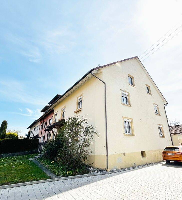 Immobilie in Hilzingen -  Ideal für Familien und Generationen! gepflegtes Wohnhaus mit Potential - Bild 2