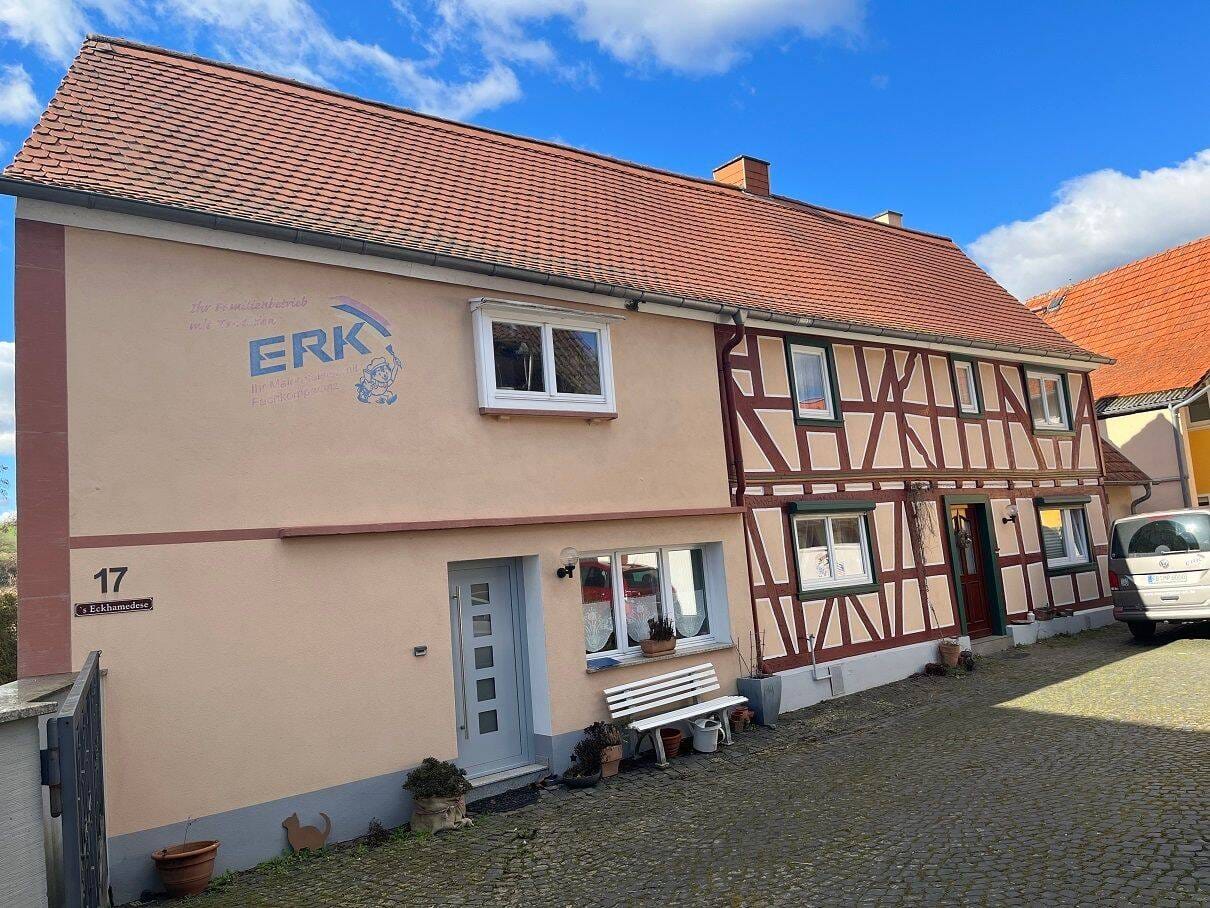 Immobilie in Glauburg - Fachwerkhaus mit zwei Wohneinheiten in Glauburg - Bild 2