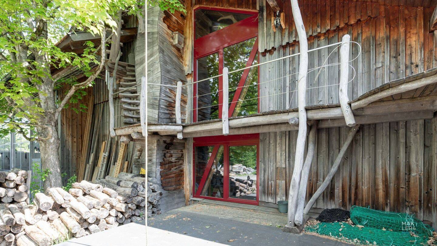 Immobilie in Wiggensbach - Skandinavisches Blockhaus-Anwesen im Allgäu mit Tenne und besonderem Areal - Bild 5
