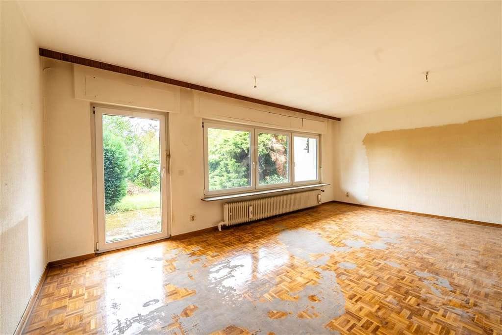 Immobilie in Höhr-Grenzhausen - Reihenendhaus mit viel Potenzial in ruhiger Lage - Bild 1