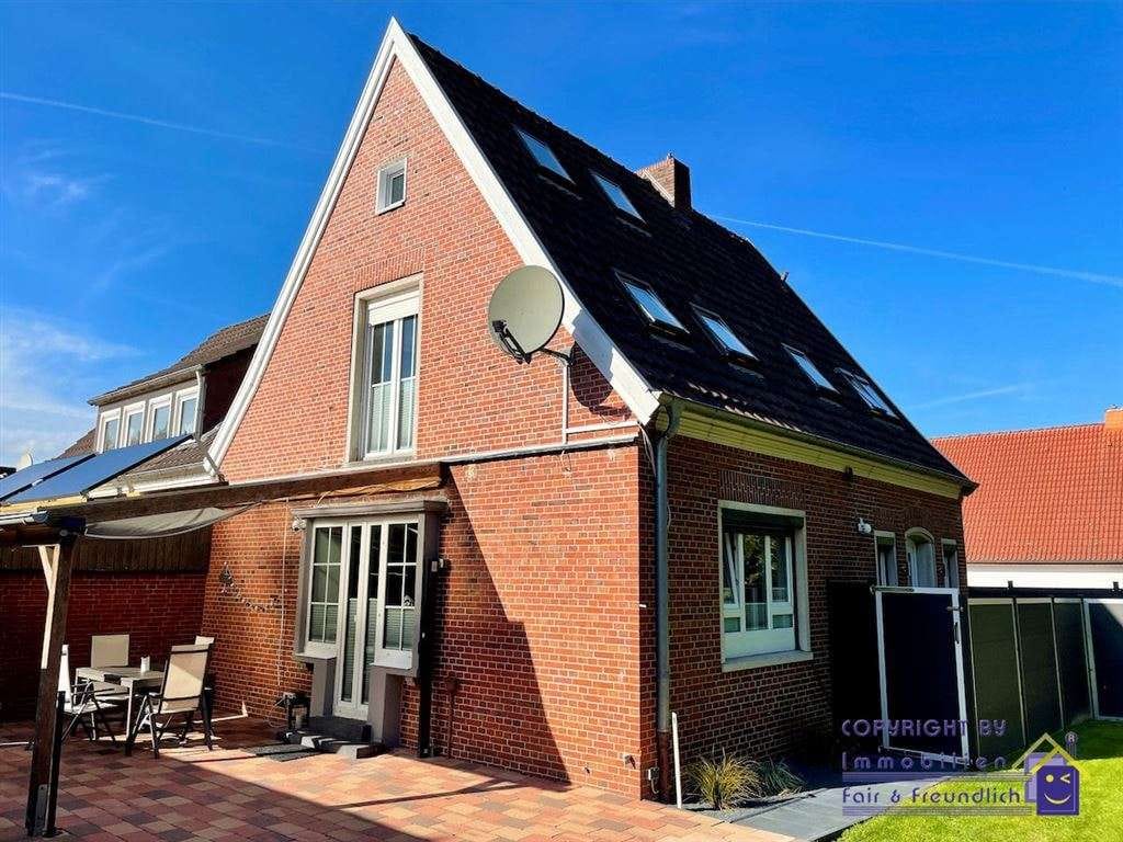 Immobilie in Hesel - *** TEIL SANIERTES DOPPELHAUS MIT POOL UND GARAGE IN HESEL! Wohnen direkt am Heseler Wald - Bild 3