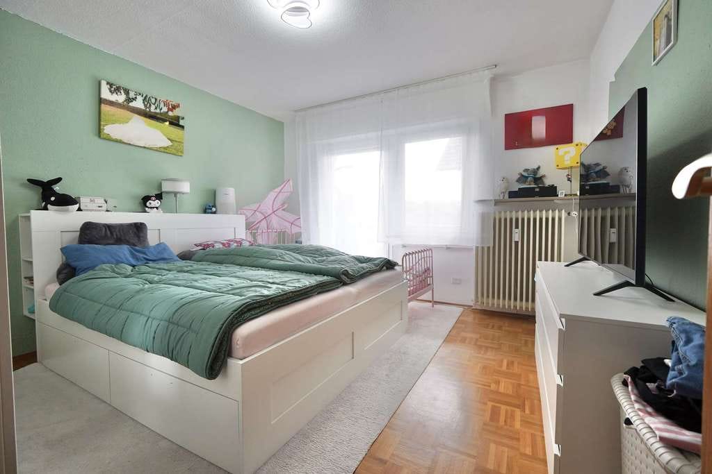 Immobilie in Raunheim - Selbstläufer! Zweifamilienhaus auf Erbpachtgrundstück in Raunheim - Bild 1