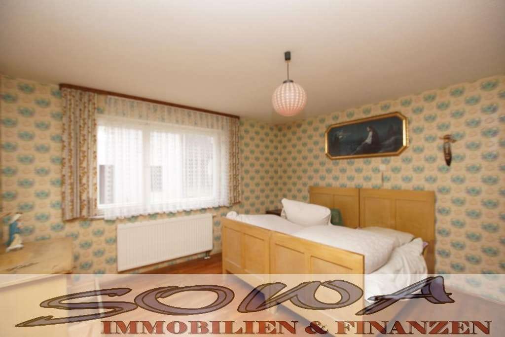 Immobilie in Ehekirchen - Charmantes Einfamilienhaus mit zwei Vollgeschosse in Ehekirchen - Ein Objekt von Ihrem Immobilienspezialisten SOWA Immobilien und Finanzen - Bild 1
