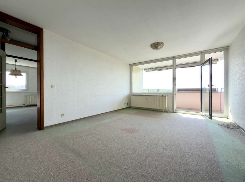 Immobilie in Langen - Wohnen über den Dächern von Langen: 4 Zimmer mit Südbalkon und Stellplatz - Bild 1