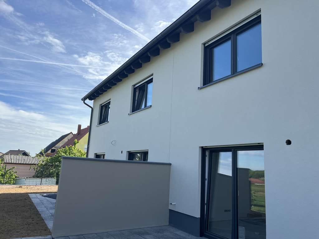 Immobilie in Kirchheimbolanden - Moderne energetische Doppelhaushälfte in schöner Lage - Bild 2