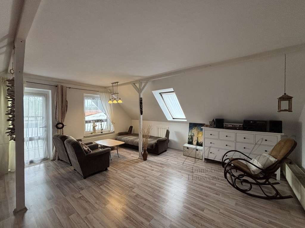 Immobilie in Iden - Großzügiges Wohnhaus mit zwei Eingängen – vielseitige Nutzung in zentraler Lage von Iden - Bild 1