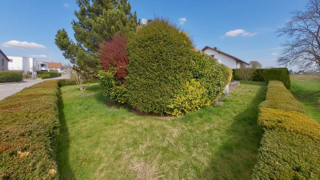 Immobilie in Kusterdingen - Grundsolides Zweifamilienhaus idyllische Lage! - Bild 3