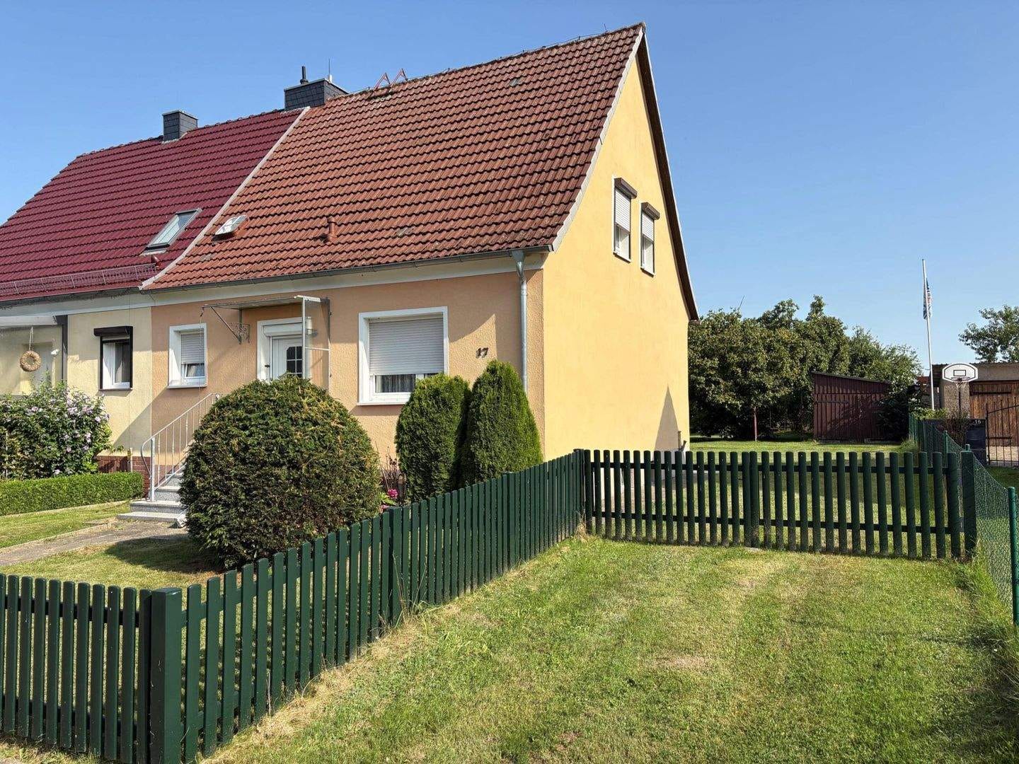 Immobilie in Gerdshagen - Doppelhaushälfte mit Lift, innen & außen - Bild 1