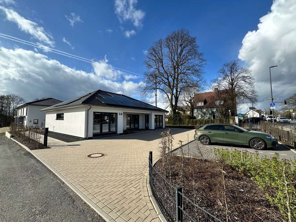 Immobilie in Kirchwald - Moderner Bungalow mit viel Platz und Comfort - Bild 1