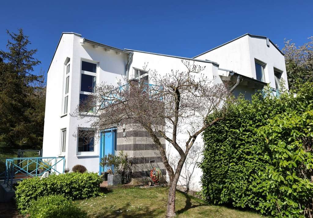 Immobilie in Weisenheim am Berg - Architektenhaus mit Komfort und Lebensqualität in ruhiger Lage - Bild 1