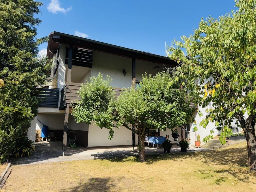 Immobilie in Uttenreuth - Top gepflegtes Einfamilienhaus in toller Lage von Uttenreuth-Weiher - Bild 1