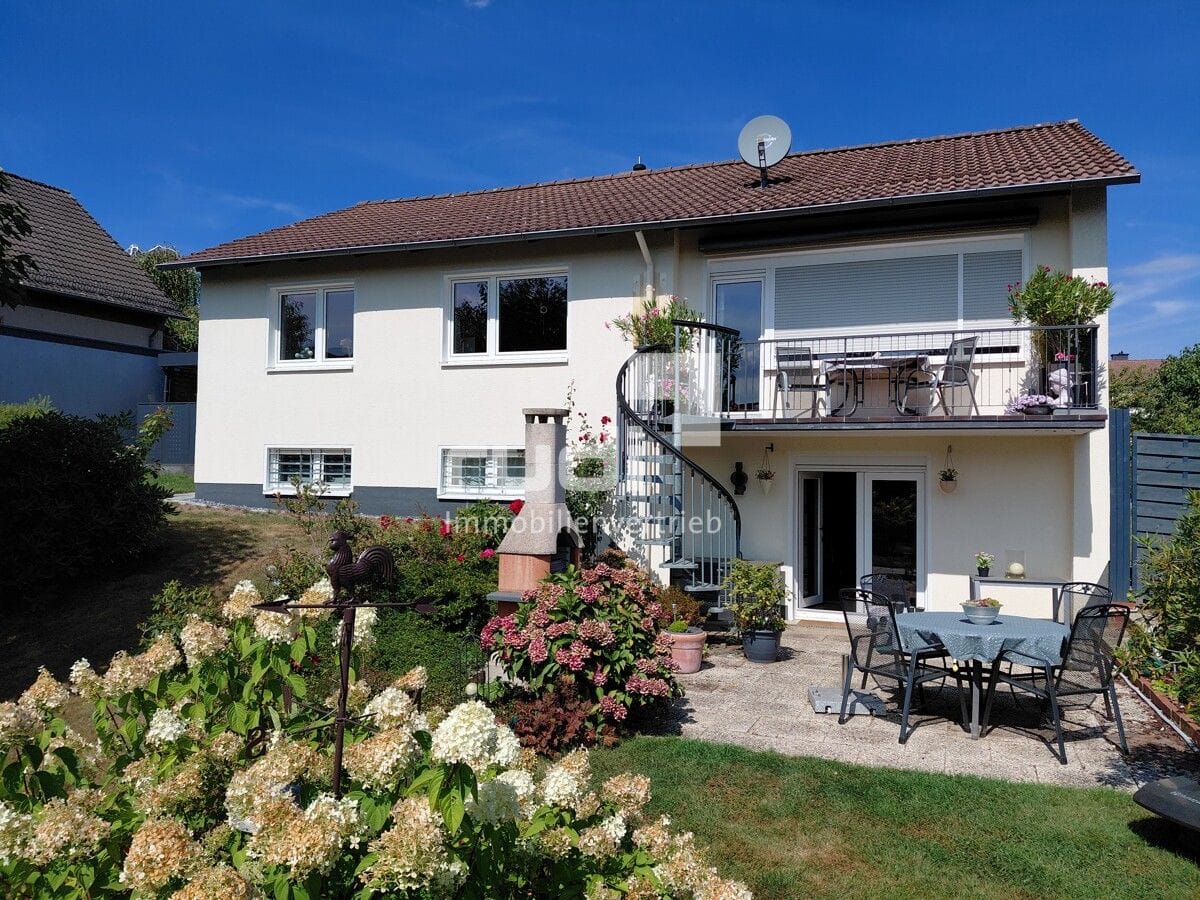 Immobilie in Vellmar - RESERVIERT - Kapitalanleger aufgepasst: Bungalow mit Wohnrecht im Verkauf - Bild 0