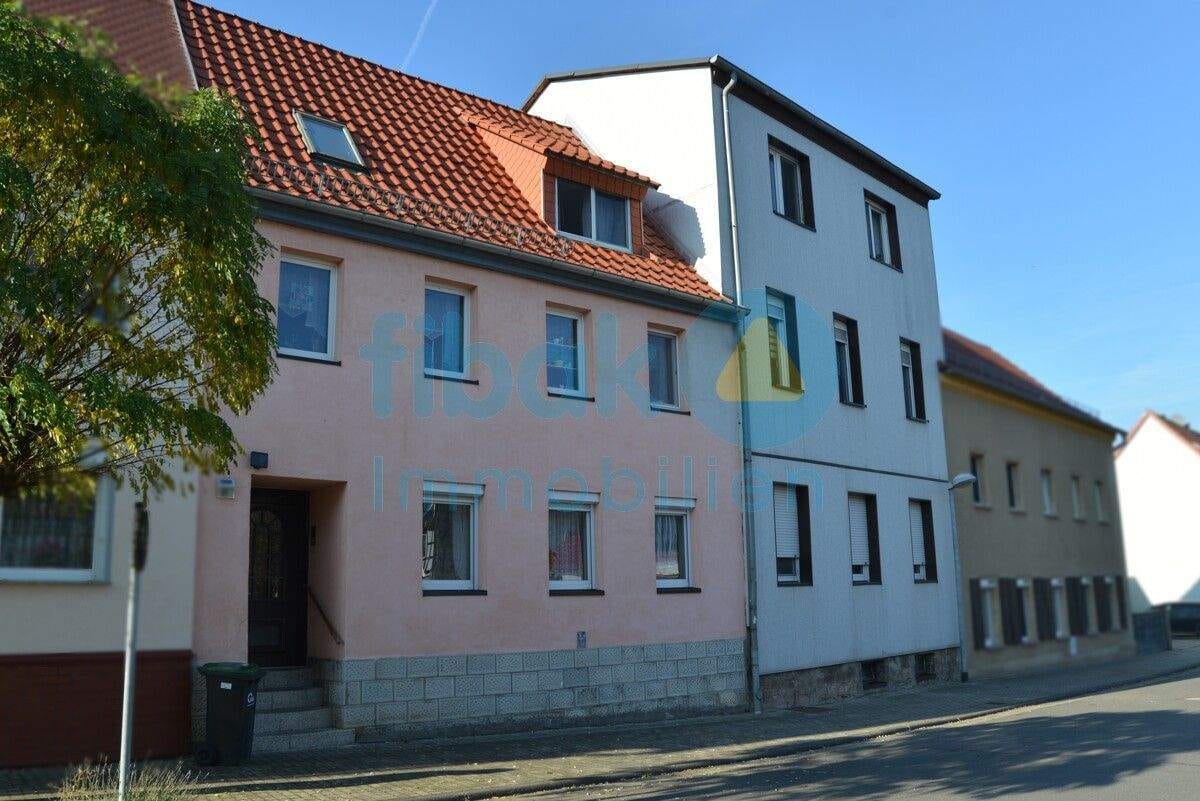 Immobilie in Groitzsch - Mehrfamilienhaus mit Potenzial - Ideal für Eigennutzer & Kapitalanleger - Bild 0