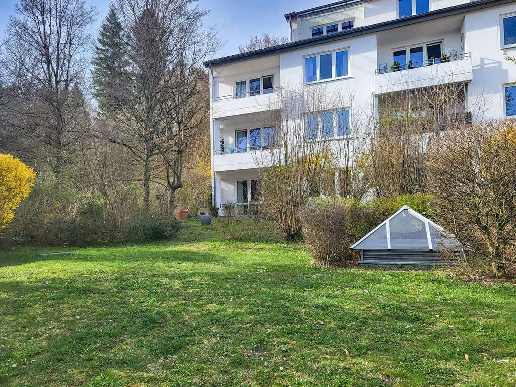 Immobilie in Starnberg - Sehr schöne 4-Zim.-WE mit Terrasse im Erbbaurecht - Erbbaurechtzins bereits vollständig bezahlt! - Bild 0