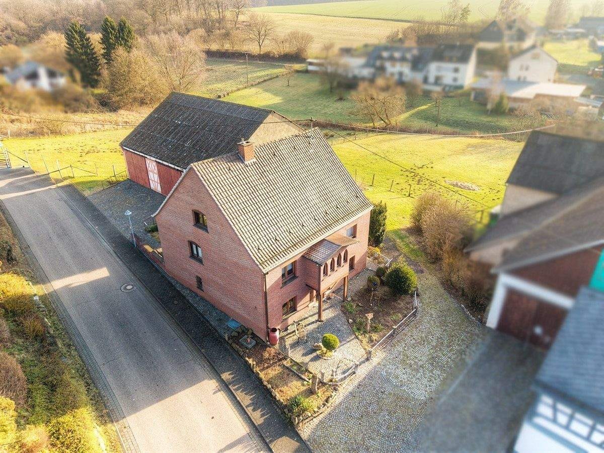 Immobilie in Rodenbach - Charmantes Bauernhaus mit Scheune auf großem Grundstück! - Bild 4