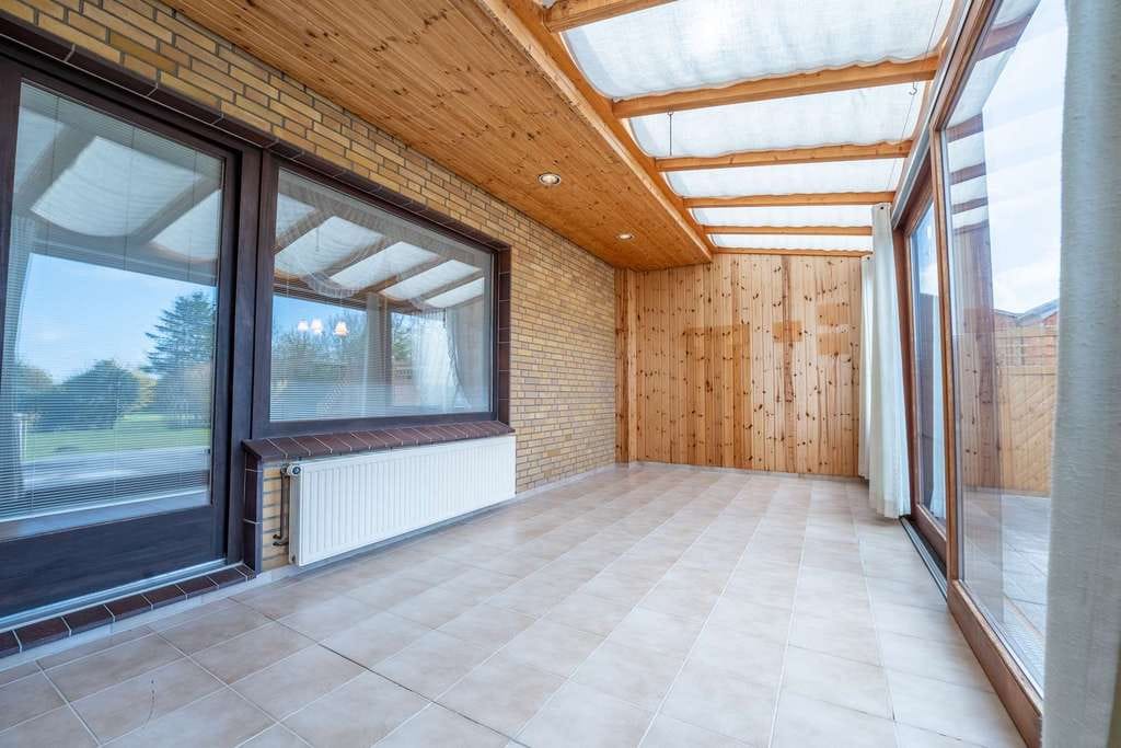 Immobilie in Struckum - Großzügiges Einfamilienhaus mit Wintergarten und viel Potenzial auf weitläufigem Grundstück - Bild 4