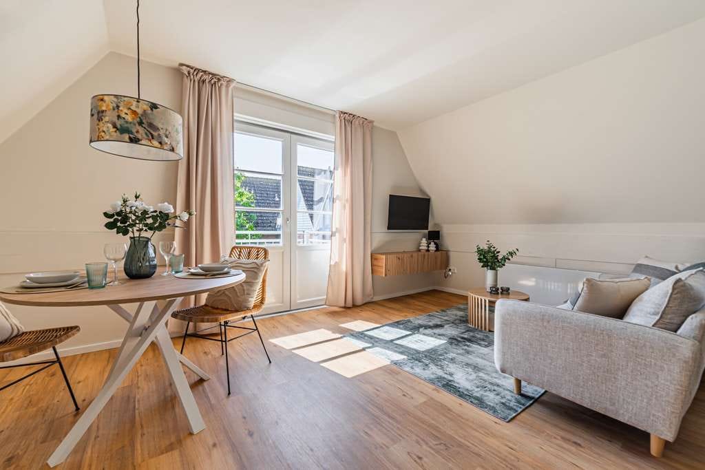 Immobilie in Pellworm - Gemütliche 2-Zimmer-Wohnung - nur wenige Schritte von der Nordsee entfernt - Bild 0