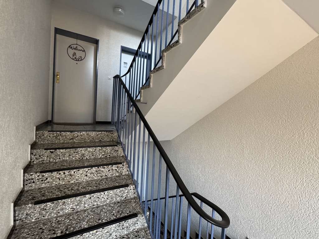 Immobilie in Schleswig - Schleswig: Stilvolle 4-Zimmer-Wohnung mit Balkon & Garage – ruhig, hell & flexibel nutzbar - Bild 2