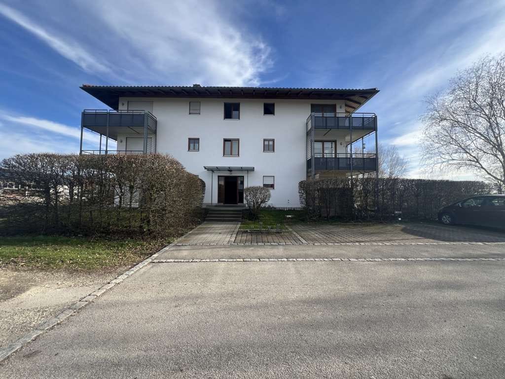 Immobilie in Jettingen-Scheppach - 3ZKB Eigentumswohnung in Jettingen mit tollem Ausblick - Bild 0