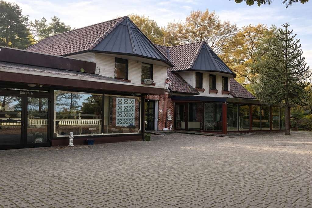 Immobilie in Löningen - *Zweifamilienhaus mit Anbau auf 5.000 m² *Bauantrag für Wohnungen bereits gestellt* - Bild 2