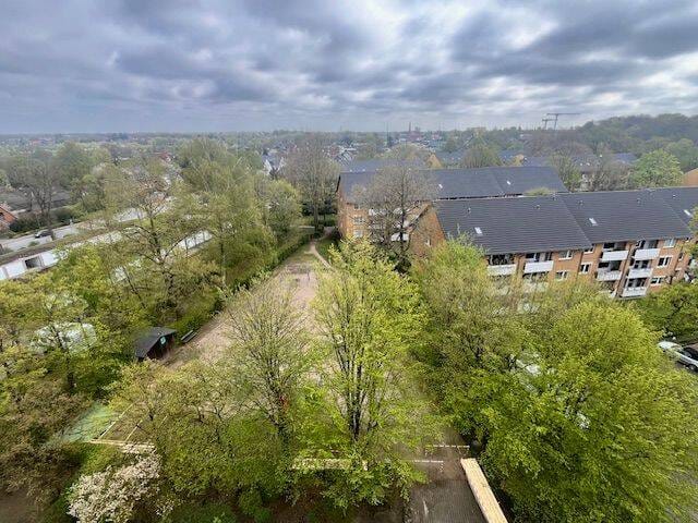 Immobilie in Elmenhorst - Schwarzenbek: Großzügige, helle und repräsentative 3-Zimmer-Whg.  mit Weitblick - Bild 1