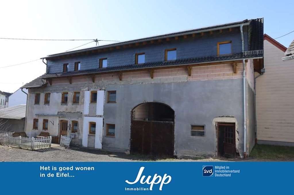 Immobilie in Saxler - Einfamilienhaus mit Einliegerwohnung und ehem. Scheune, Garten, Saxler - Bild 0
