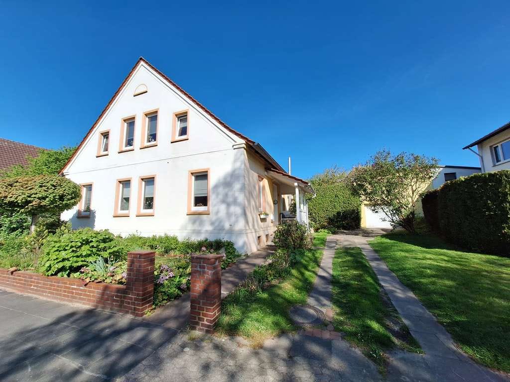 Immobilie in Bünde - Seltene Immobilie mit großzügigen Nebenflächen und Gestaltungsspielraum - Bild 1