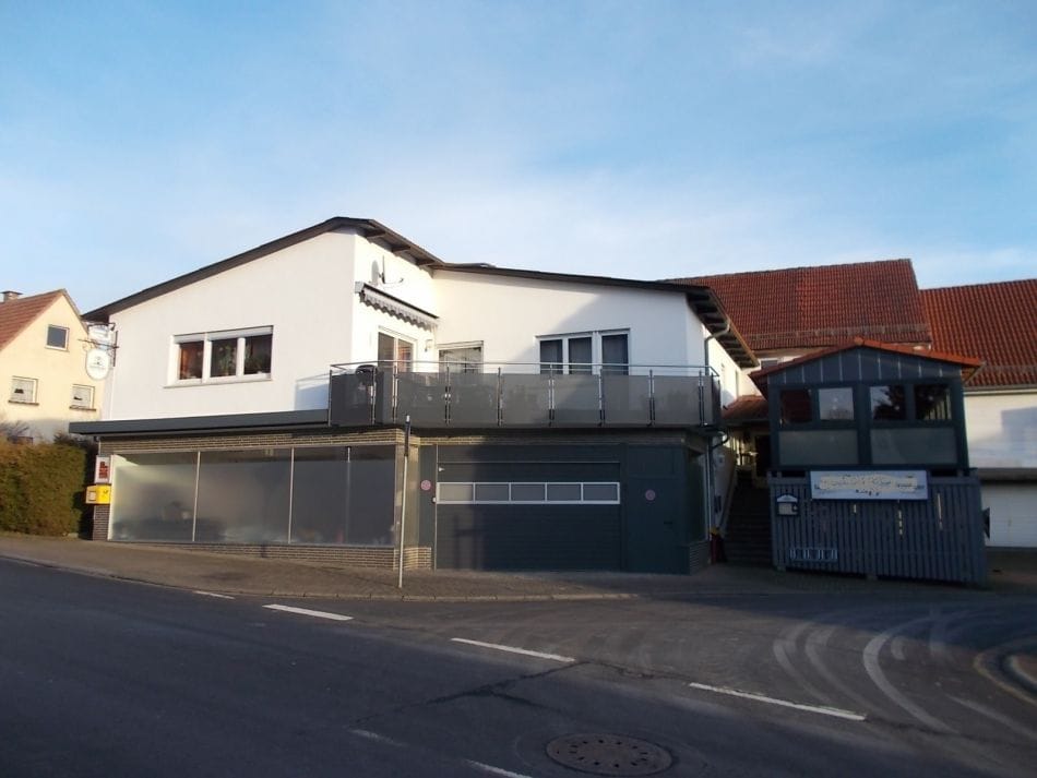 Immobilie in Gedern - Mit Platz und Potential - Wohn-/Geschäftshaus in Gedern Ober-Seemen - Bild 1
