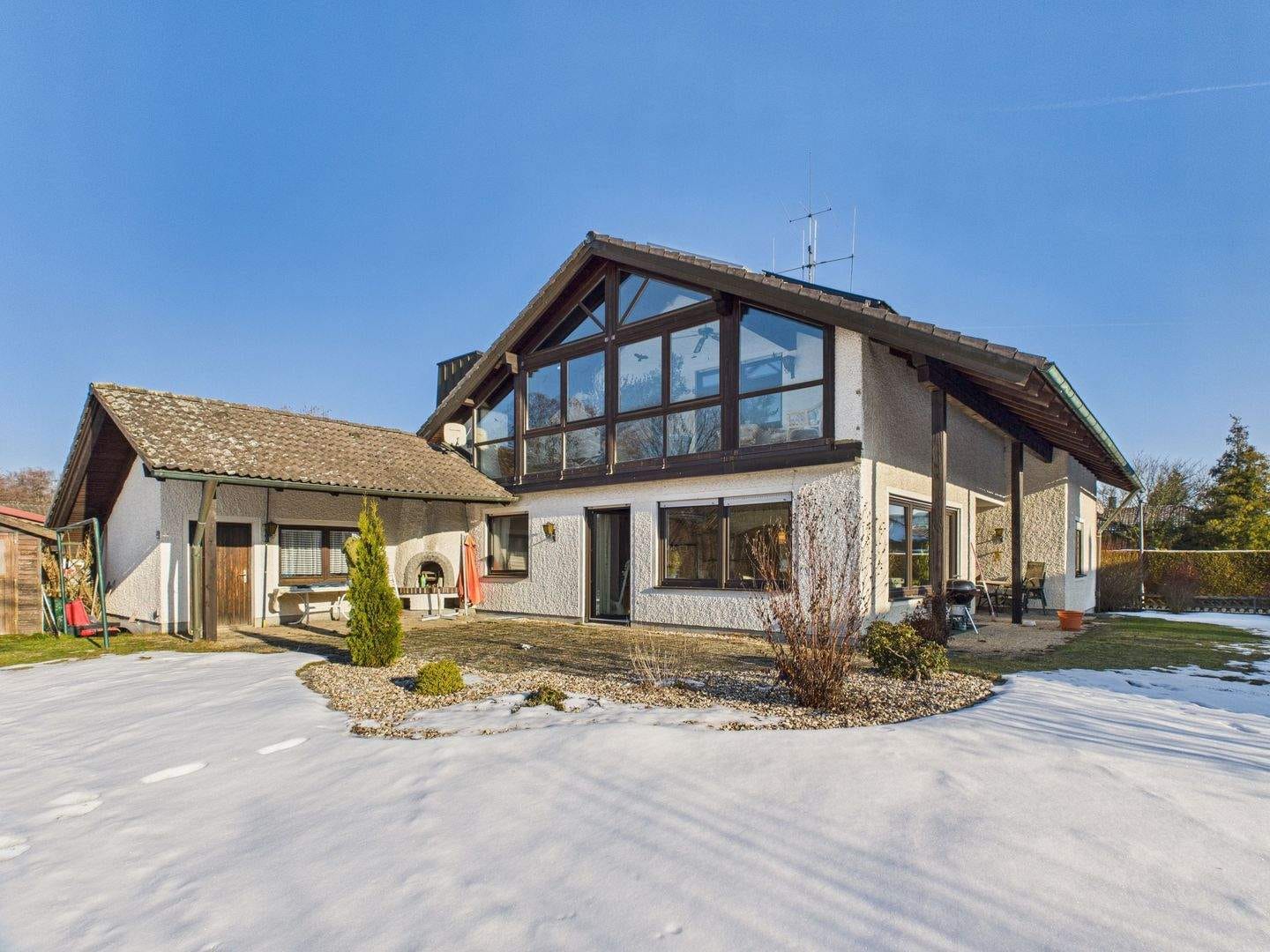 Immobilie in Hirschau - Familienfreundliches Haus auf tollem Grundstück in Hirschau - Bild 0