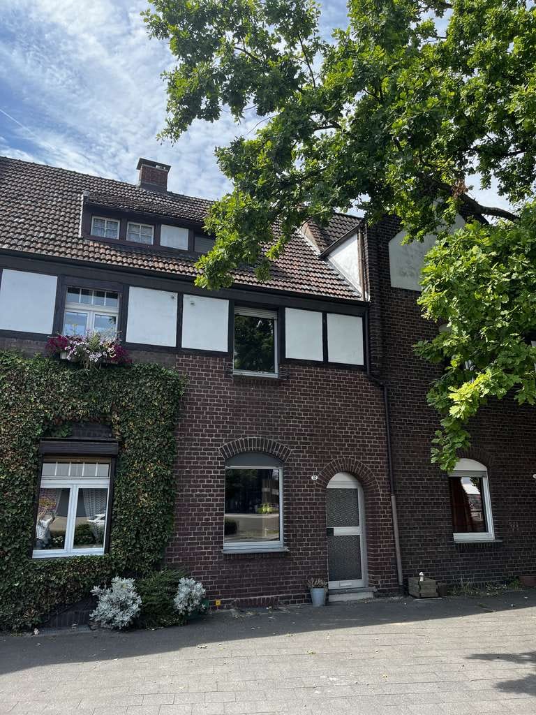Immobilie in Viersen - Gemütliches Einfamilienhaus mit viel Potential in zentraler Lage von Viersen! - Bild 0