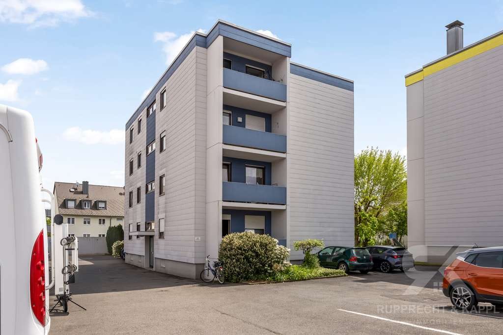 Immobilie in Weiden in der Oberpfalz - Attraktive Kapitalanlage in ruhiger Lage: Vermietete 1-Zimmer-Wohnung mit Balkon und Stellplatz - Bild 0