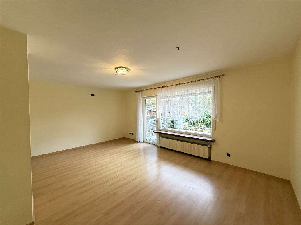 Immobilie in Oestrich-Winkel - Tolles Einfamilienhaus mit Terrasse und ideal ausgerichtetem Garten - Bild 3