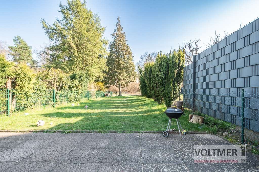 Immobilie in Homburg - RÜCKZUGSORT - Reihenmittelhaus mit Balkonen, Terasse und Garten in ruhiger Lage von Homburg! - Bild 2