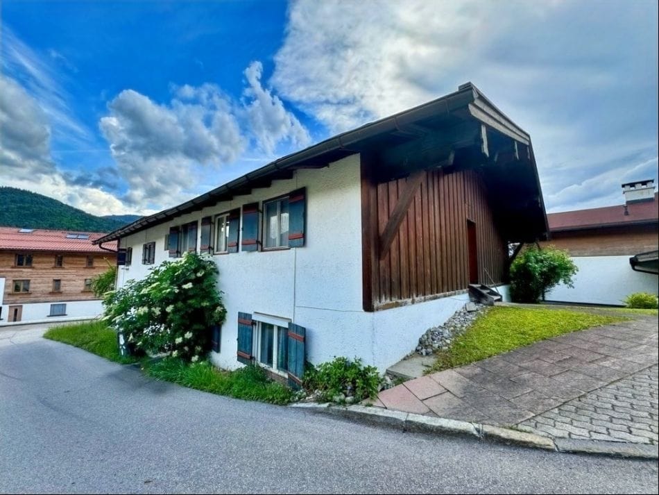 Immobilie in Reit im Winkl - Sanierungsbedürftiges historisches Anwesen "Schneiderbauer" in Reit im Winkl - Bild 4