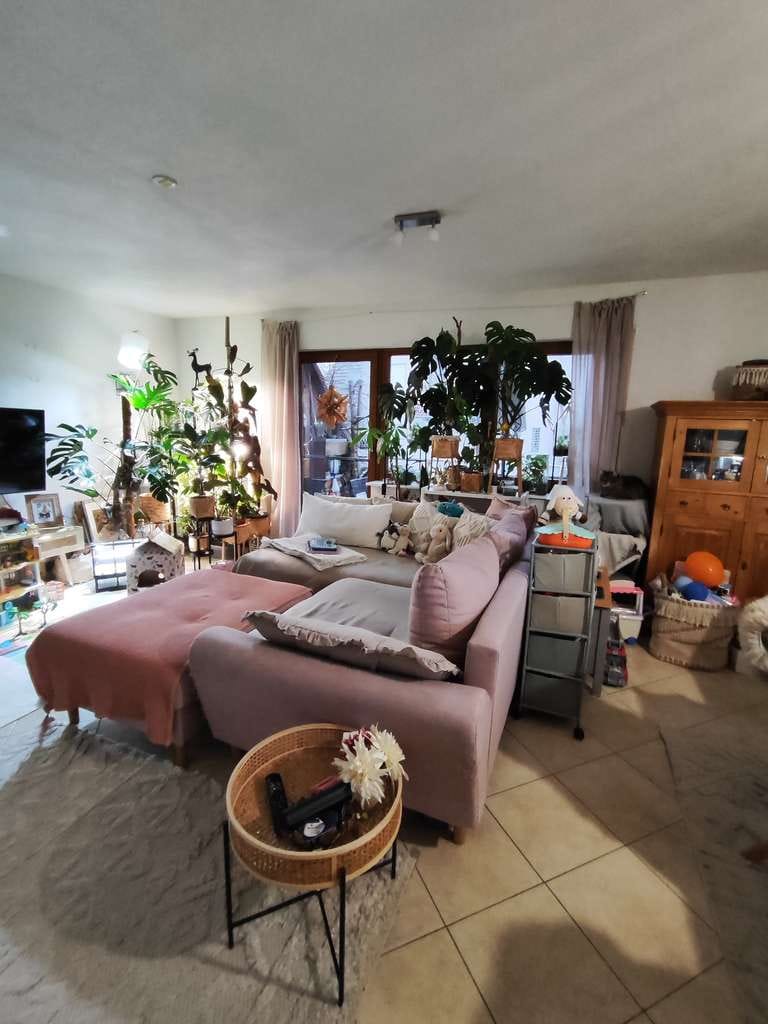 Immobilie in Pfedelbach - **Modern geschnittene 3-Zi.-Wohnung mit Balkon, Erker & TG-Stellplatz** - Bild 2