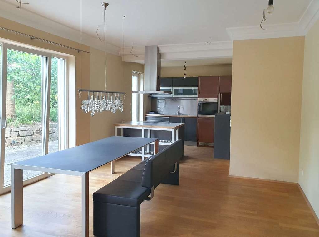 Immobilie in Boxberg - Einfamilienhaus mit Bürofläche und großzügigem Grundstück in Schweigern! - Bild 2