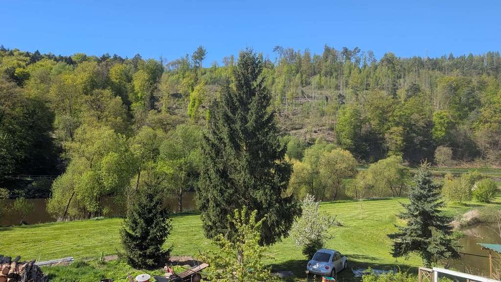 Immobilie in Staufenberg - Traumhafte Lage - Schöne und ruhige DHH am Niedersachseneck mit Blick auf die Fulda - Bild 2