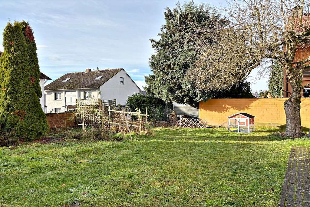Immobilie in Johannesberg - VERMIETETES 2-FAMILIENHAUS MIT DOPPELGARAGE + GROSSEM GRUNDSTÜCK IN JOHANNESBERG - Bild 4