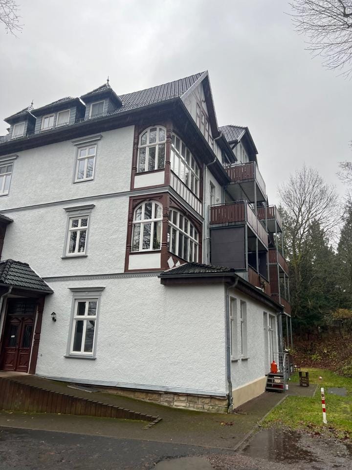 Immobilie in Bad Liebenstein - Eigentumswohnung am Stadtrand Bad Liebensteins mit PKW-Stellplatz und Balkon - Bild 0