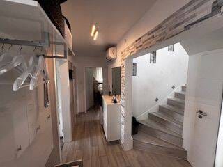 Immobilie in Erligheim - Attraktives Ensemble: Saniertes Zweifamilienhaus mit Werkhalle, Dachterrasse & 8 Stellplätzen - Bild 4