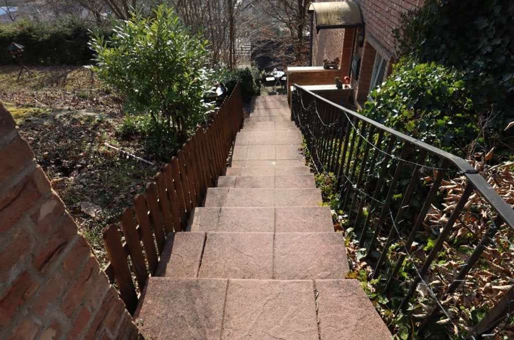 Immobilie in Jünkerath - Schöne und gut geschnittene Eigentumswohnung mit Balkon Jünkerath (52) - Bild 4