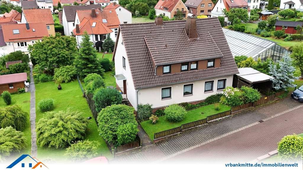 Immobilie in Bilshausen - Vielseitiges Zweifamilienhaus mit Garten und Fernblick - Bild 0